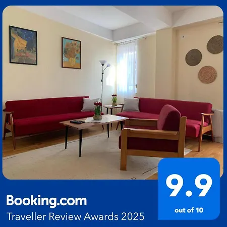 סקופיה Bright Top Floor Apartment With Free Parking מראה חיצוני תמונה