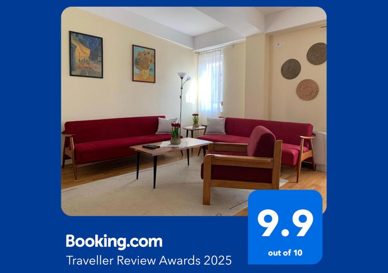 דירה Bright Floor With Free Parking *